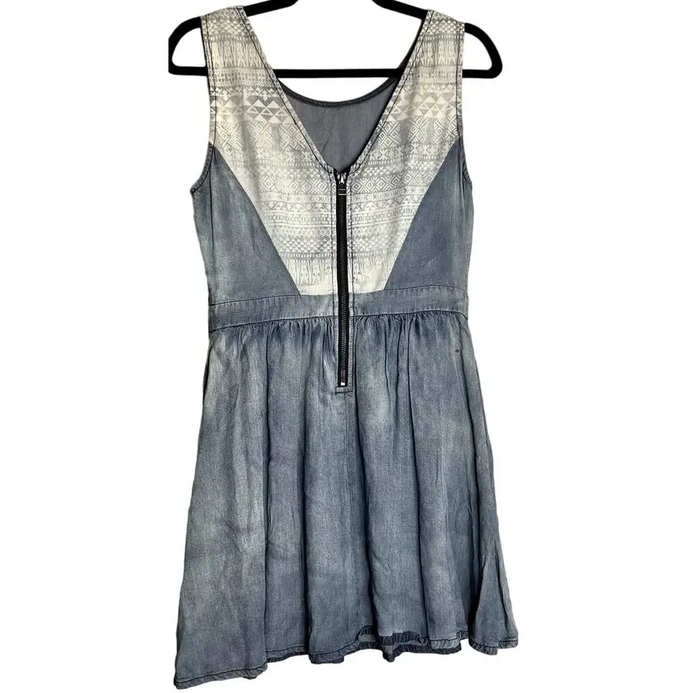 Miss Me Sweet surprise Chambray Mini Dress Women Size Small Blue A-line Crochet